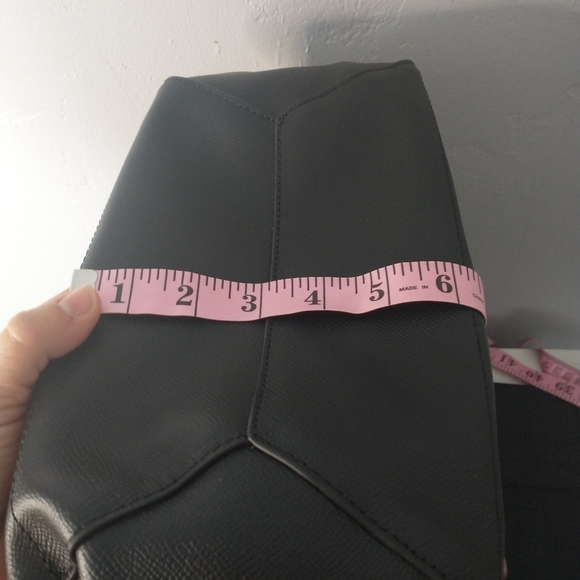 NWT Bostanten women's Leather Bucket Bag Purse Aztec Strap - Picture 9 of 10